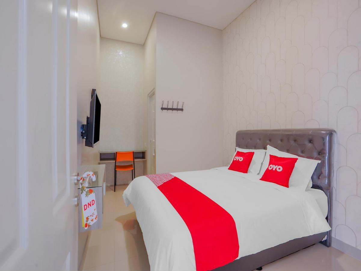 סוראבאיה Super Oyo Capital O 90336 Olive Guest House מראה חיצוני תמונה